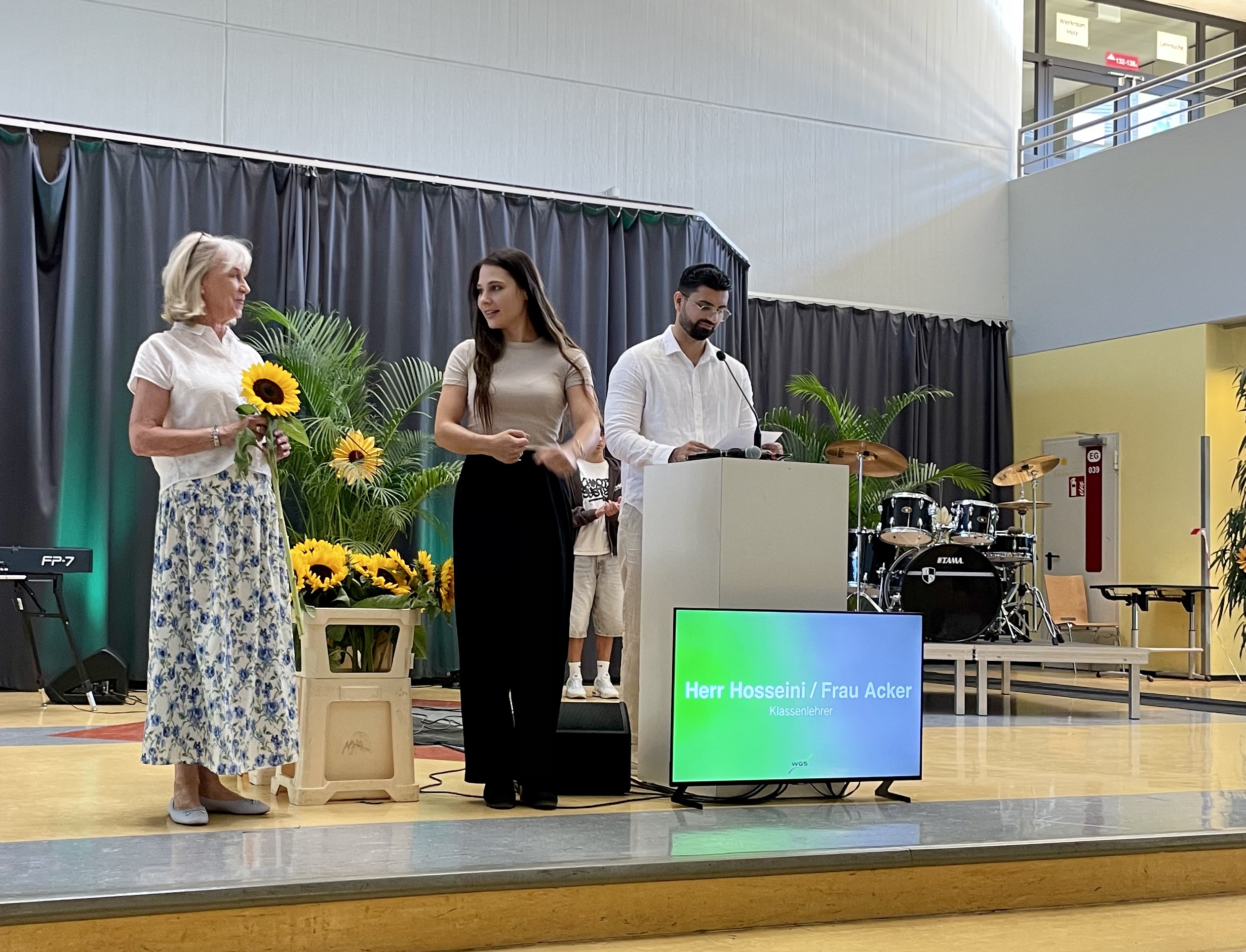 Nicola van de Loo, Carolin Acker und Cepehr Hosseini