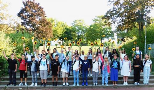 R5a mit -Klassenlehrerin -Henrike-Wolf -nicht-auf-dem-FotoFotovdLoo